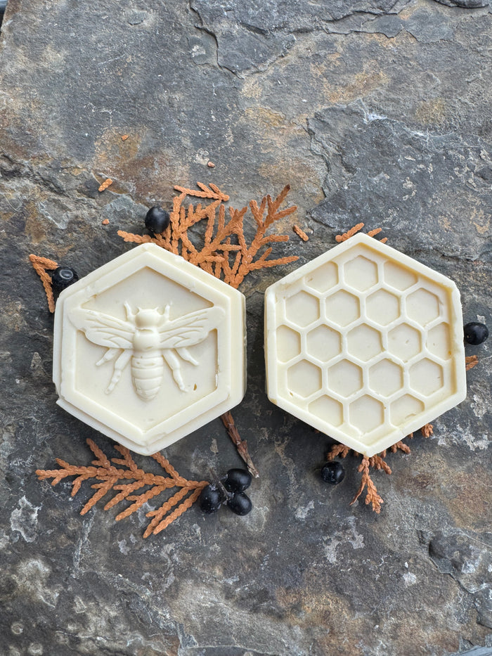 Raw Cow's Milk and Tallow Soap QUEEN BEE BAR (Apple Sage Scent) (NEW)