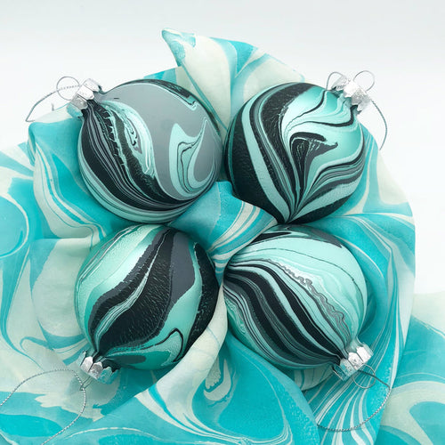 Classic Twist Small Ornament Set - No One Alike