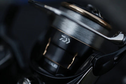 daiwa-2026-freams-lt-spinning-reel-side