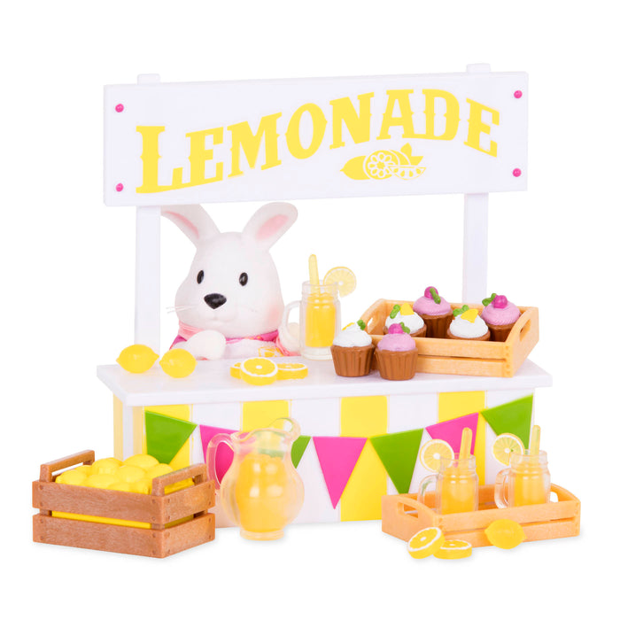 Lemonade stand playset with rabbit figurine