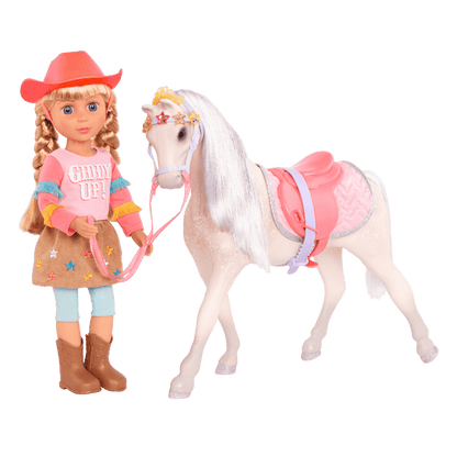 Beige and silver horse with saddle and accessories