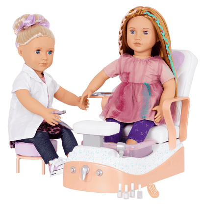 Two 18-inch doll using spa chair playset